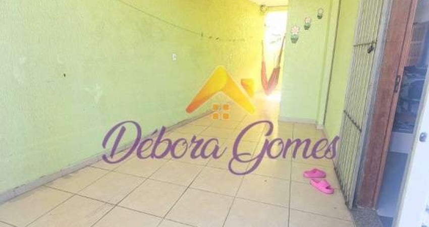 Casa para alugar em Guilhermina de 60.00m² com 2 Quartos, 1 Suite e 1 Garagem
