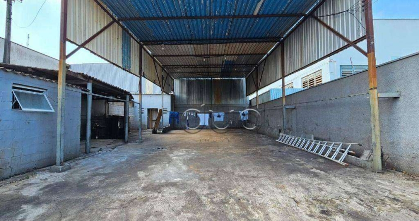 Galpão / Depósito / Armazém para alugar em Jardim Nova Iguaçu de 200.00m²