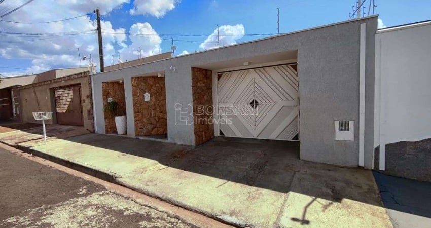 Casa para venda em Jardim Uirapuru de 153.00m² com 3 Quartos, 1 Suite e 4 Garagens