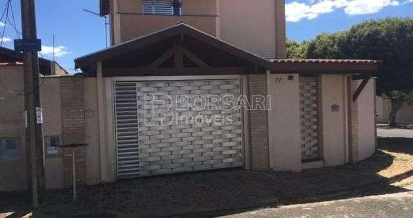 Sobrado para venda em Jardim Gardênias de 234.00m² com 3 Quartos, 1 Suite e 3 Garagens