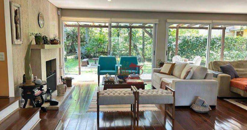 Casa de Condomínio para venda em Chácara Dos Lagos de 221.00m² com 4 Quartos, 2 Suites e 5 Garagens