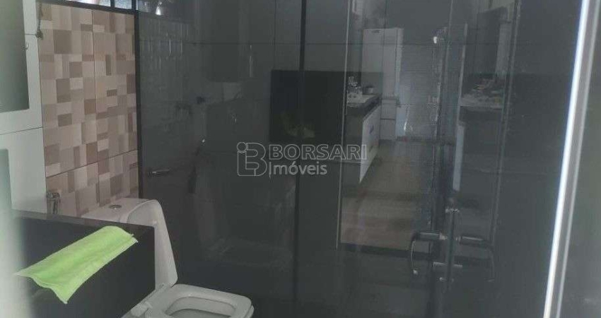 Casa para venda em Vila Xavier (vila Xavier) de 218.00m² com 3 Quartos, 1 Suite e 3 Garagens