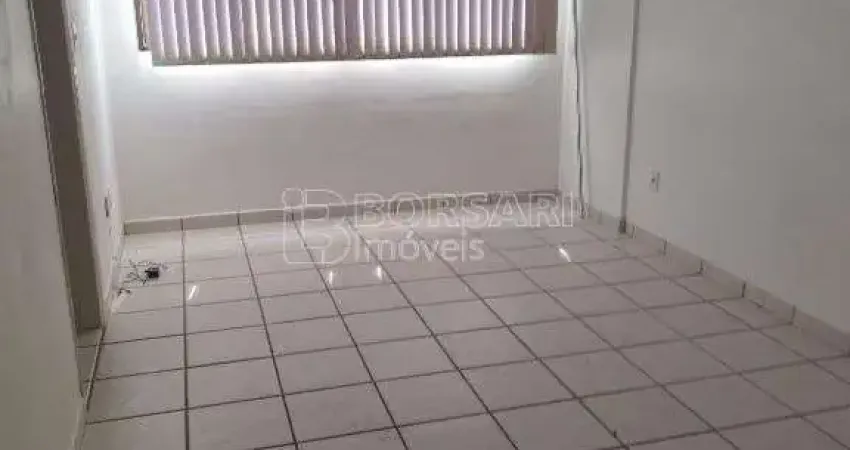Apartamento para alugar em Centro de 55.00m² com 2 Quartos e 1 Garagem