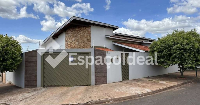 Casa para venda em Jardim Bom Pastor I de 162.00m² com 3 Quartos, 1 Suite e 2 Garagens