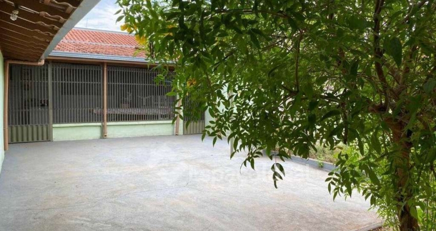 Casa para venda em Vila Nova Paulista de 363.00m² com 3 Quartos e 1 Garagem