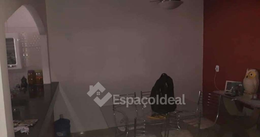 Casa para venda em Vila Dutra de 115.00m² com 2 Quartos e 2 Garagens
