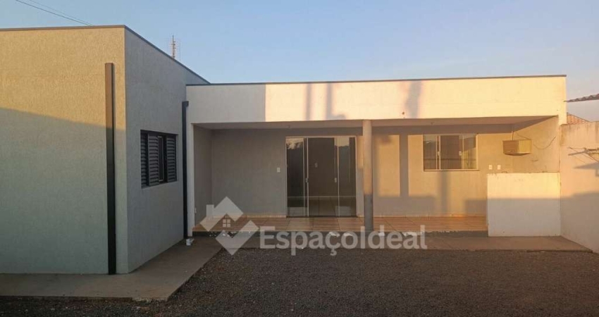 Casa para venda em Residencial Irmãos Innocênti de 90.00m² com 2 Quartos e 3 Garagens