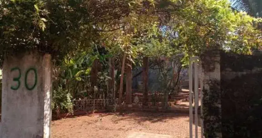 Casa para venda em Vila Morumbi de 100.00m² com 2 Quartos, 2 Suites e 7 Garagens