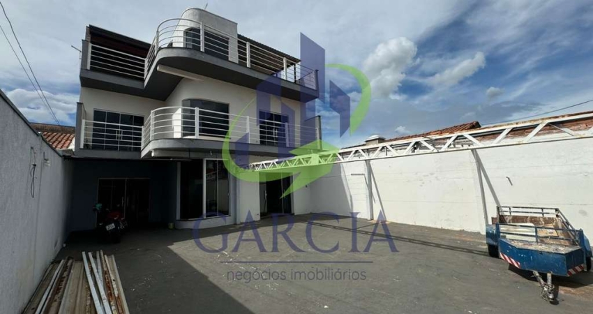 Casa para venda e aluguel em Jardim Ipê V de 200.00m² com 4 Quartos, 1 Suite e 8 Garagens