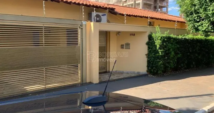 Casa para venda e aluguel em Vila Harmonia de 214.00m² com 3 Quartos, 1 Suite e 2 Garagens