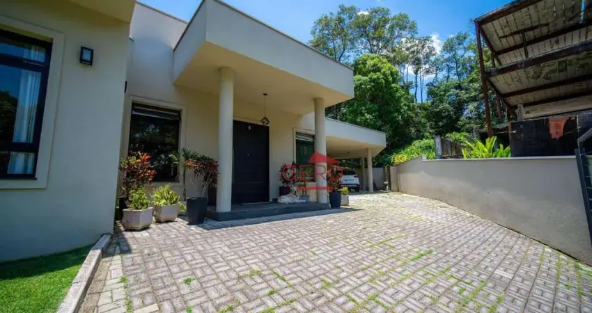 Casa de Condomínio para venda em Altos De São Fernando de 642.00m² com 2 Quartos e 2 Suites