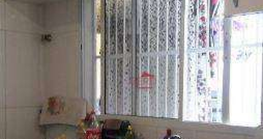 Sobrado para venda em Jardim D Abril de 94.00m² com 2 Quartos, 2 Suites e 2 Garagens