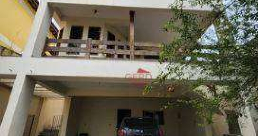 Sobrado para venda em Vila Osasco de 285.00m² com 4 Quartos, 2 Suites e 5 Garagens