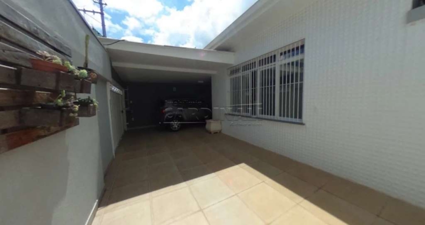 Casa para venda em Vila Arnaldo de 127.00m² com 3 Quartos, 1 Suite e 2 Garagens
