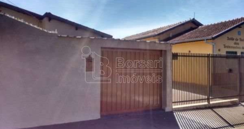 Casa para venda em Jardim Das Estações (vila Xavier) de 74.00m² com 2 Quartos e 2 Garagens