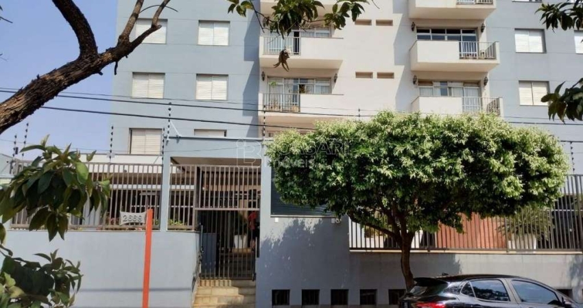 Apartamento para venda em Centro de 199.00m² com 3 Quartos, 1 Suite e 2 Garagens