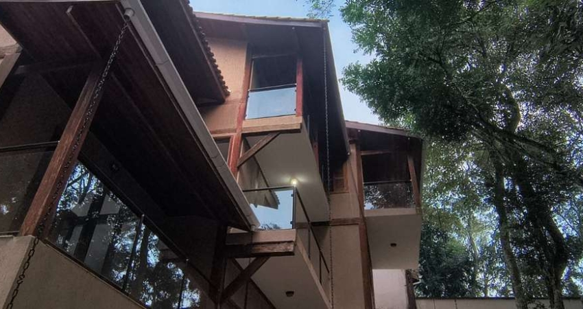 Casa de Condomínio para venda e aluguel em Roseira de 400.00m² com 3 Quartos, 3 Suites e 4 Garagens