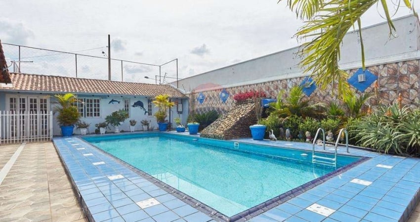 Casa para venda em Cajuru de 344.00m² com 3 Quartos, 1 Suite e 5 Garagens