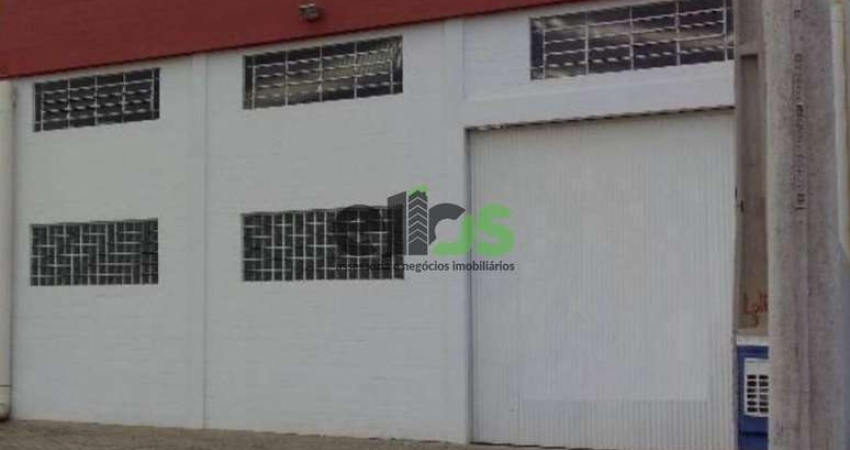 Galpão / Depósito / Armazém para alugar em Cajuru Do Sul de 675.00m²