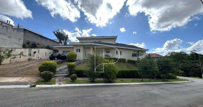 Casa de Condomínio para venda em Granja Viana de 237.00m² com 4 Quartos, 1 Suite e 4 Garagens