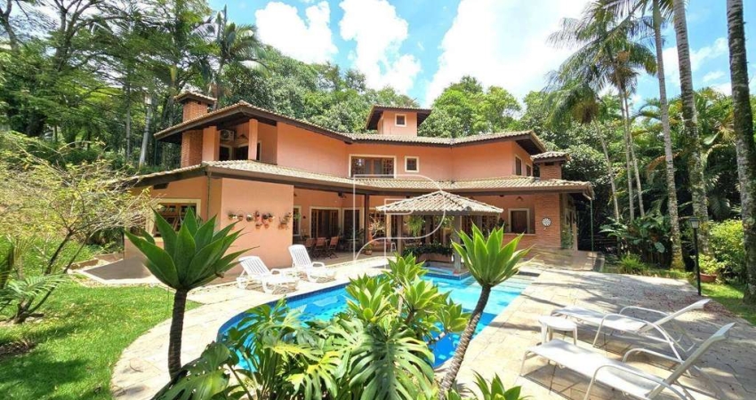 Casa de Condomínio para venda em Granja Viana de 500.00m² com 4 Quartos, 4 Suites e 6 Garagens