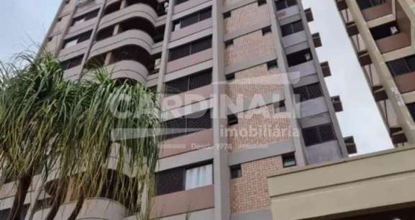 Apartamento para venda em Bosque de 121.00m² com 3 Quartos, 1 Suite e 2 Garagens