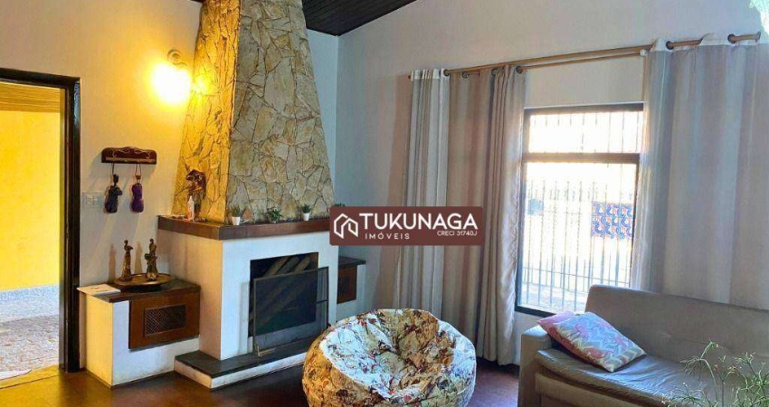 Casa para venda em Jardim Santa Mena de 180.00m² com 3 Quartos, 1 Suite e 4 Garagens