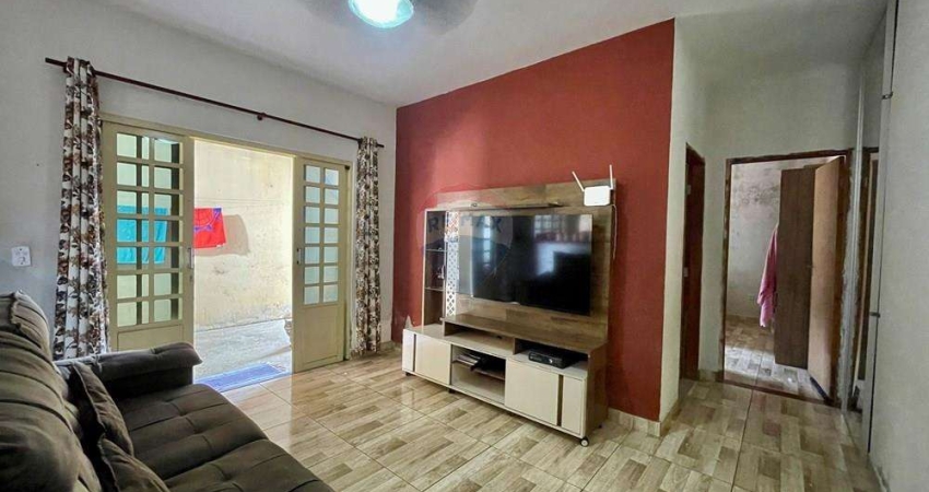 Casa para venda em Jardim Ipê Vii de 130.00m² com 3 Quartos e 1 Garagem