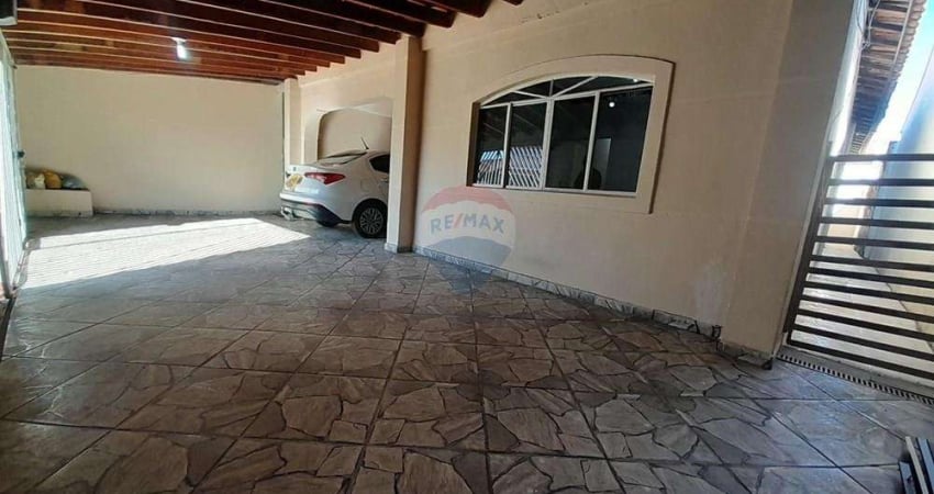Casa para alugar em Jardim Rosolém de 196.93m² com 3 Quartos e 2 Suites