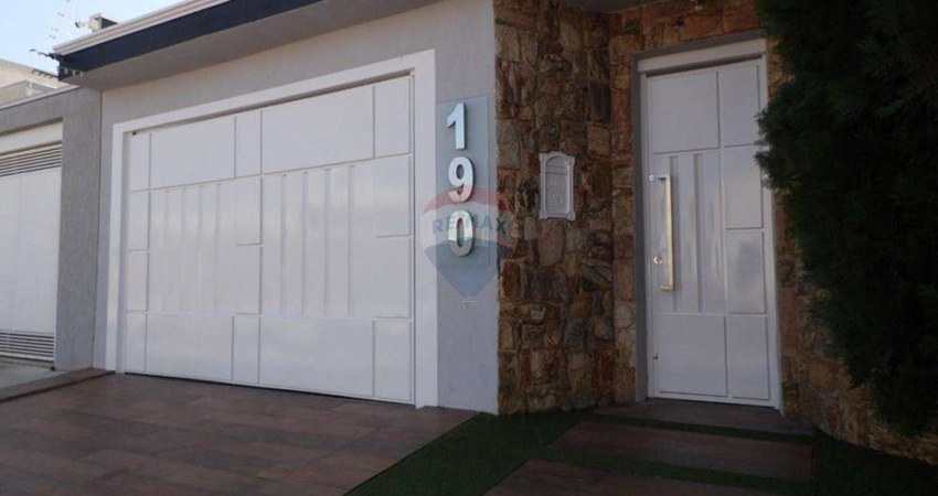 Casa para venda em Jardim Veneza de 127.00m² com 3 Quartos, 1 Suite e 2 Garagens