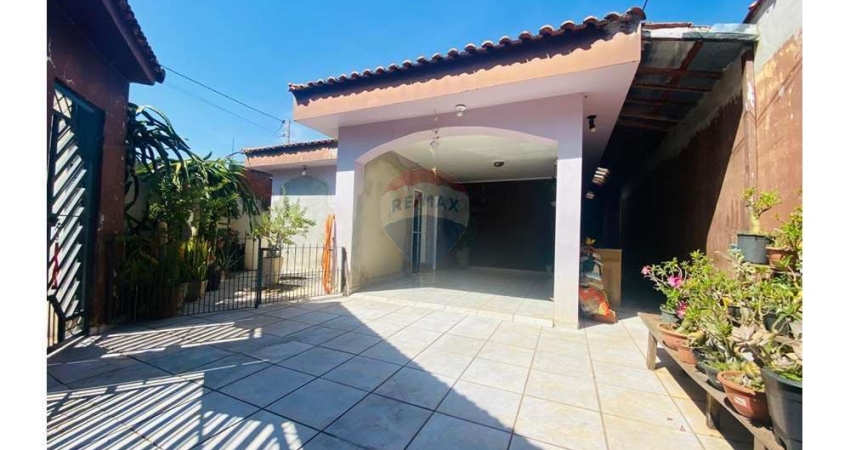 Casa para venda em Vila São João de 171.16m² com 3 Quartos e 1 Suite