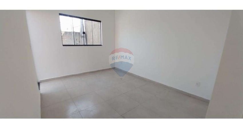 Casa para venda em Parque Residencial Ypê Amarelo de 54.00m² com 2 Quartos e 30 Garagens