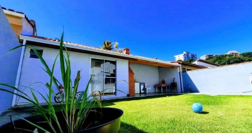 Casa para venda em Vila Thais de 120.00m² com 2 Quartos e 2 Garagens