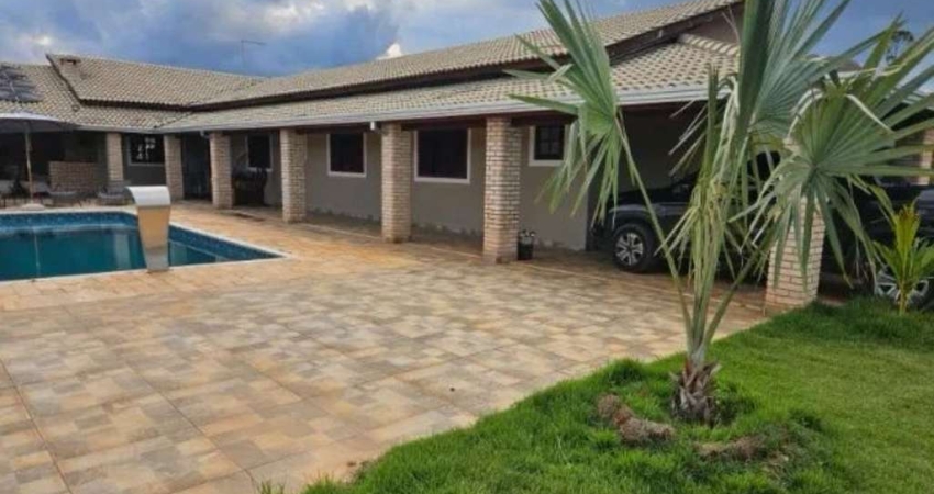Chácara para venda em Dona Catarina de 320.00m² com 3 Quartos, 1 Suite e 3 Garagens
