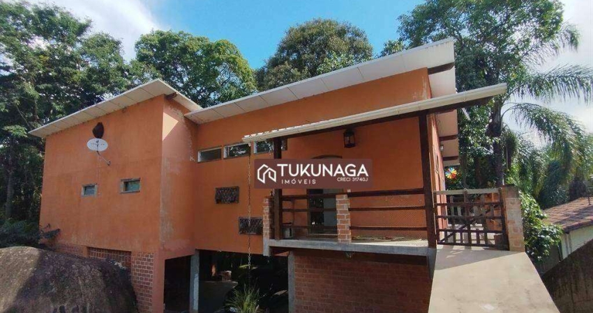Casa para venda em Mairiporã de 200.00m² com 3 Quartos, 1 Suite e 5 Garagens