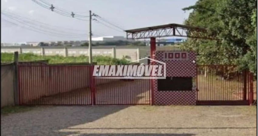 Galpão / Depósito / Armazém para alugar em Iporanga de 1000.00m²
