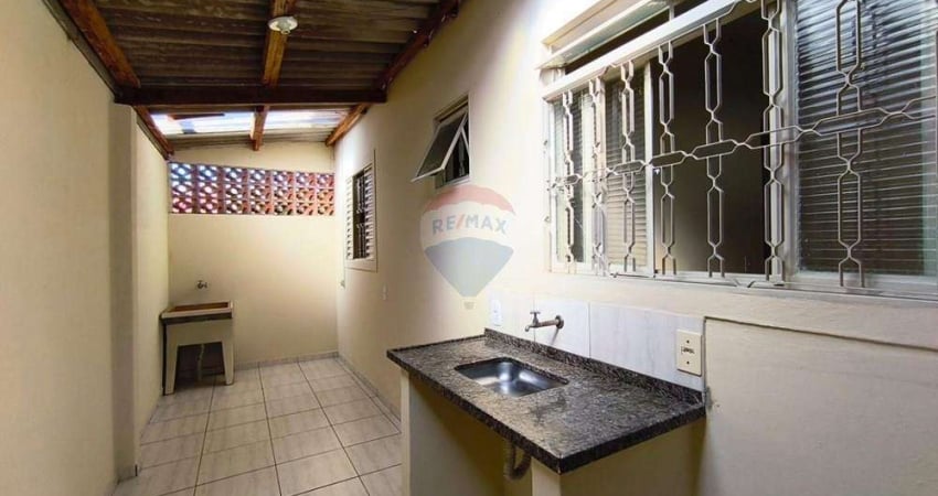 Casa para alugar em Jardim Ipê Pinheiro de 40.00m² com 2 Quartos
