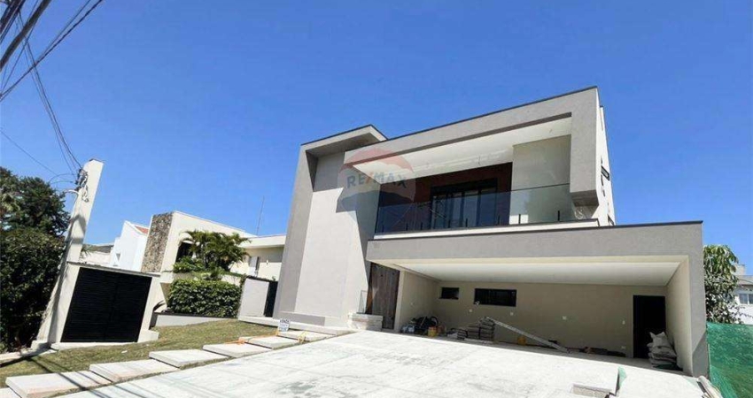 Casa de Condomínio para venda em Alphaville Industrial de 430.00m² com 5 Quartos, 4 Suites e 4 Garagens