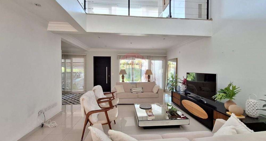 Casa de Condomínio para venda em Jardim Nomura de 304.00m² com 3 Quartos, 3 Suites e 2 Garagens