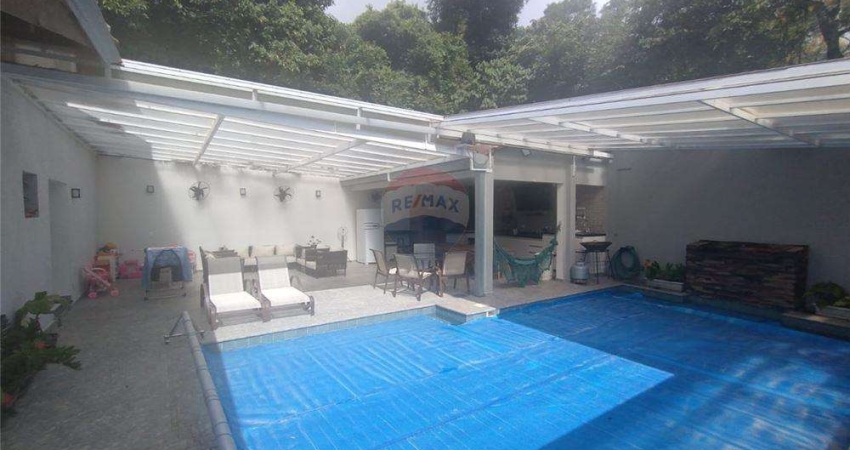 Casa de Condomínio para venda em Transurb de 355.00m² com 3 Quartos, 3 Suites e 4 Garagens
