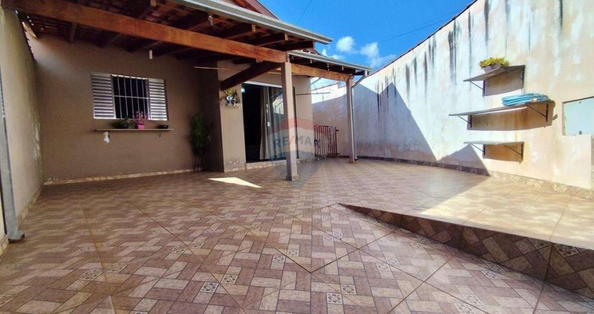 Casa para venda em Loteamento Popular Istor Luppi de 51.00m² com 2 Quartos e 4 Garagens