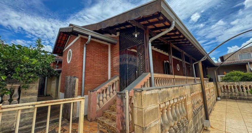 Casa para venda em Jardim Cruzeiro de 500.00m² com 4 Quartos, 2 Suites e 5 Garagens