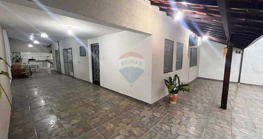 Casa para venda em Jardim Soares de 191.00m² com 3 Quartos e 3 Garagens