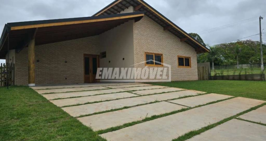Casa de Condomínio para venda em Campo Do Meio de 176.00m² com 3 Quartos, 1 Suite e 6 Garagens