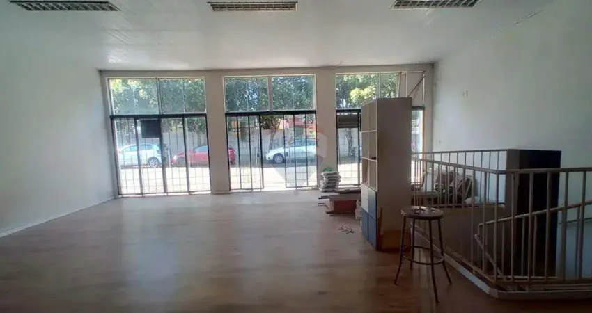 Imóvel Comercial para alugar em Imóvel Pedregulhal de 149.00m² com 1 Garagem