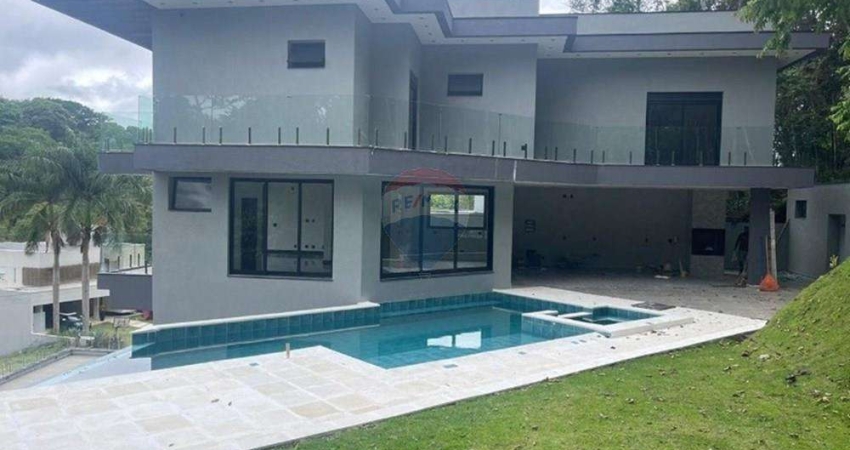 Casa para venda em Parque Residencial Itapeti de 500.00m² com 3 Quartos, 3 Suites e 12 Garagens