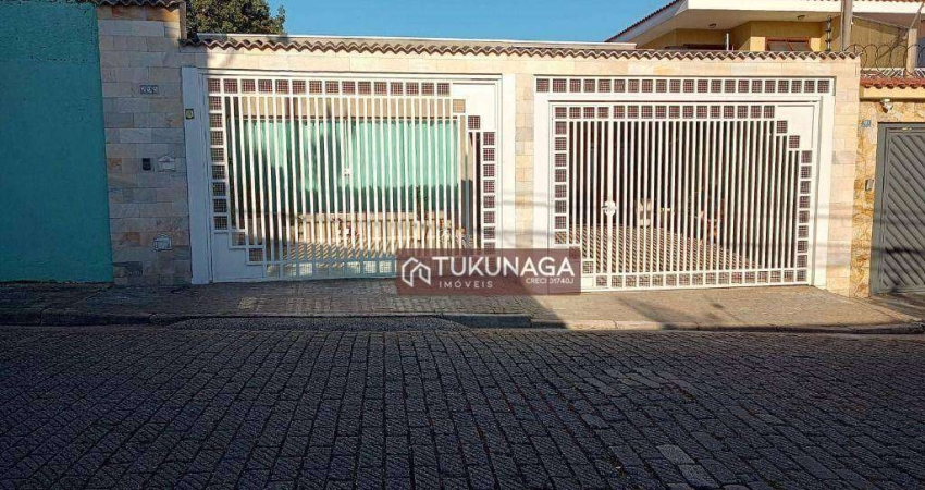 Casa para venda em Vila Milton de 250.00m² com 3 Quartos, 3 Suites e 4 Garagens