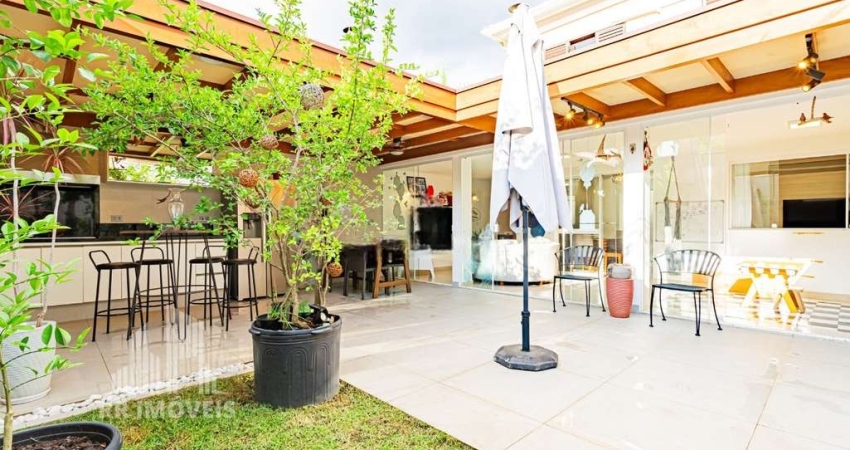 Casa para venda em Tamboré de 180.00m² com 3 Quartos, 1 Suite e 4 Garagens