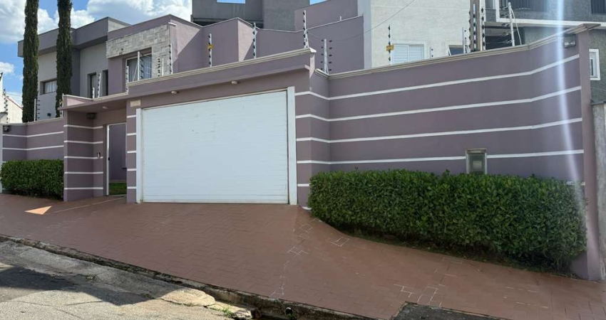 Casa para venda em Jardim Piazza Di Roma de 154.00m² com 2 Quartos e 4 Garagens