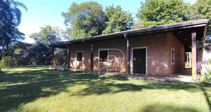 Casa para venda em Mendonça Cortez de 250.00m² com 4 Quartos, 1 Suite e 8 Garagens